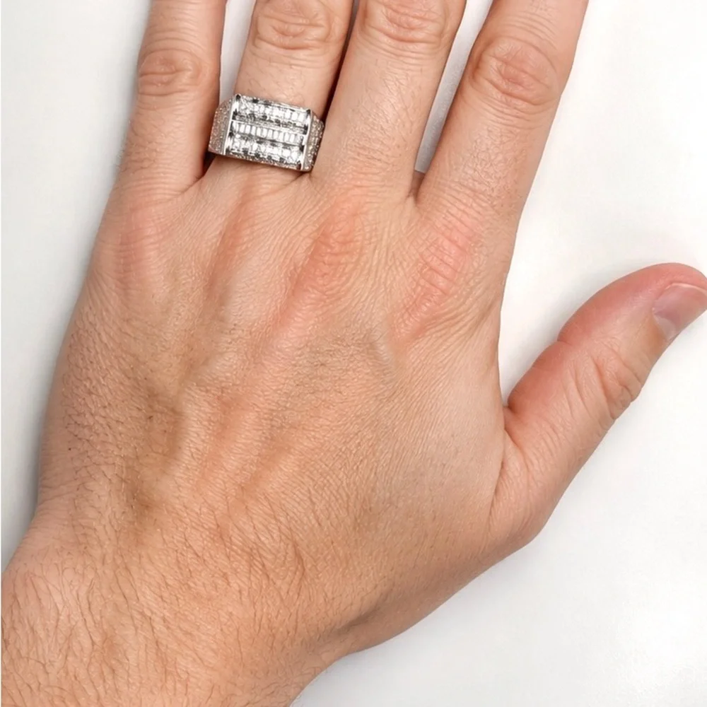 925 Sterling Silver 1.80CT MOISSANITE Iced Out Men’s Ring Size 10 or 11